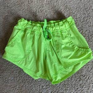 Green lulu shorts size 6